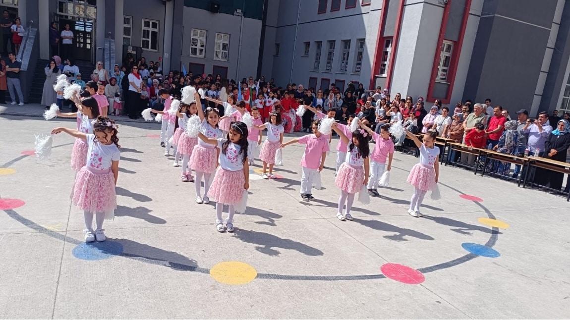 Okulumuzda 23 Nisan Ulusal Egemenlik ve Çocuk Bayramı Coşkuyla Kutlandı